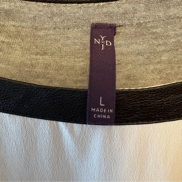 NYDJ Gray/White/Black Faux Leather Accent Raglan L/S Top, Womens size Large - Picture 4 of 11